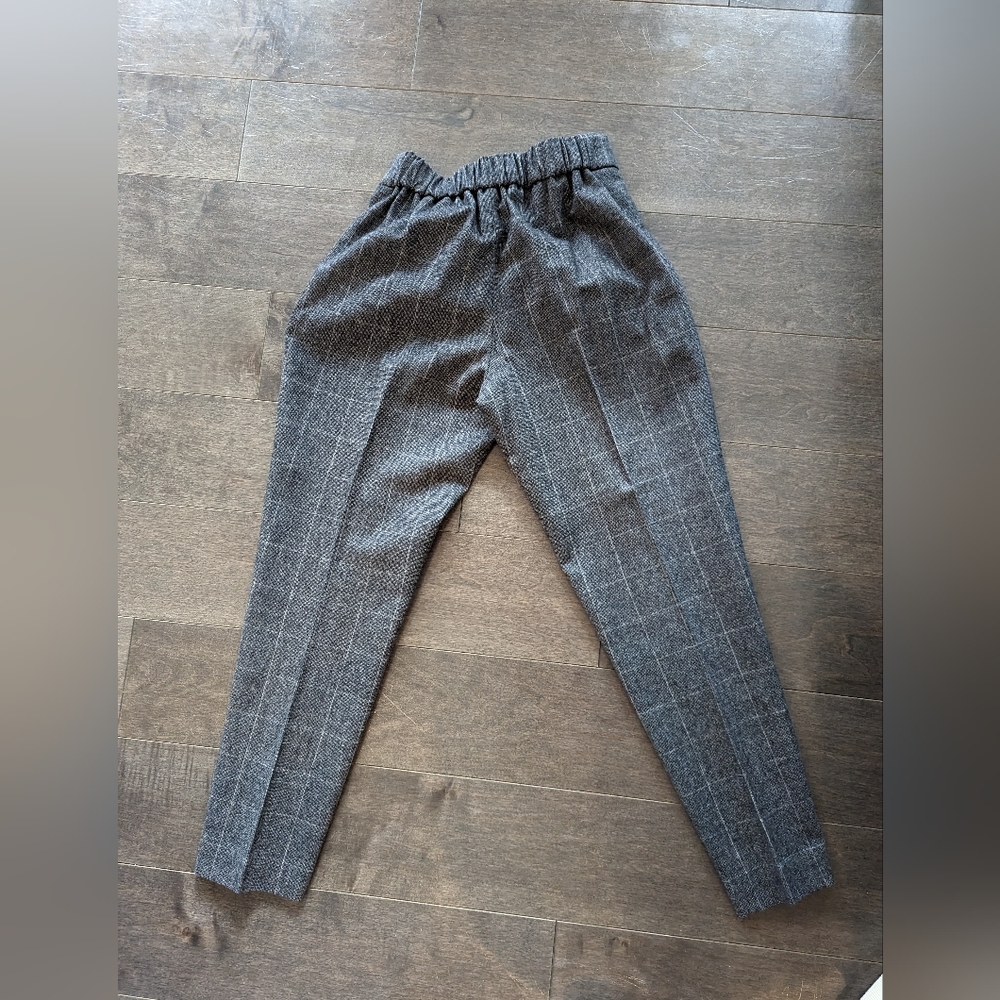 Like new Babaton wool cropped pants